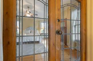 Main-house-master-bed