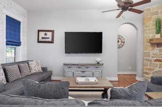 Living area to guest bedroom hallway