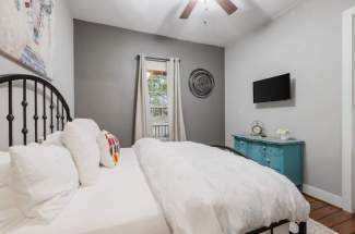 Guest bedroom 2