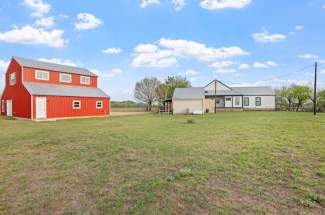 Barn / Garage / Workshop / Implement Building