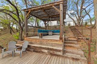Sitting area overlooking Live Oak Creek
