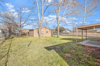 Backyard storage building