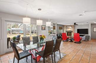 Dining area / living room