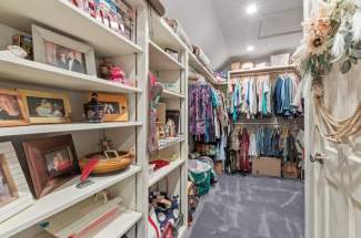 Guest bedroom closet