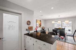 Kitchen / dining area