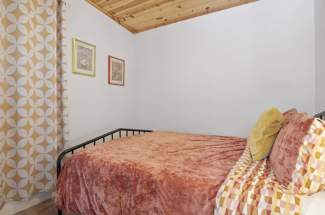 46-Guset-house-bedroom-2