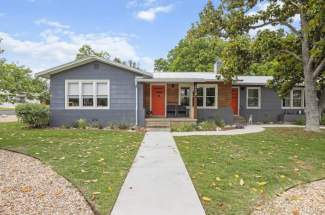 52-Front-yard