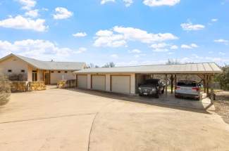 Detached Garage / Carport