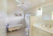 Master bath 2