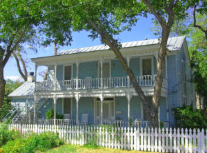 908 North Crockett Fredericksburg TX Home B&B for sale