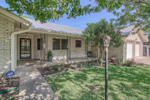 126 Frederick Road Fredericksburg TX Picture Gallery