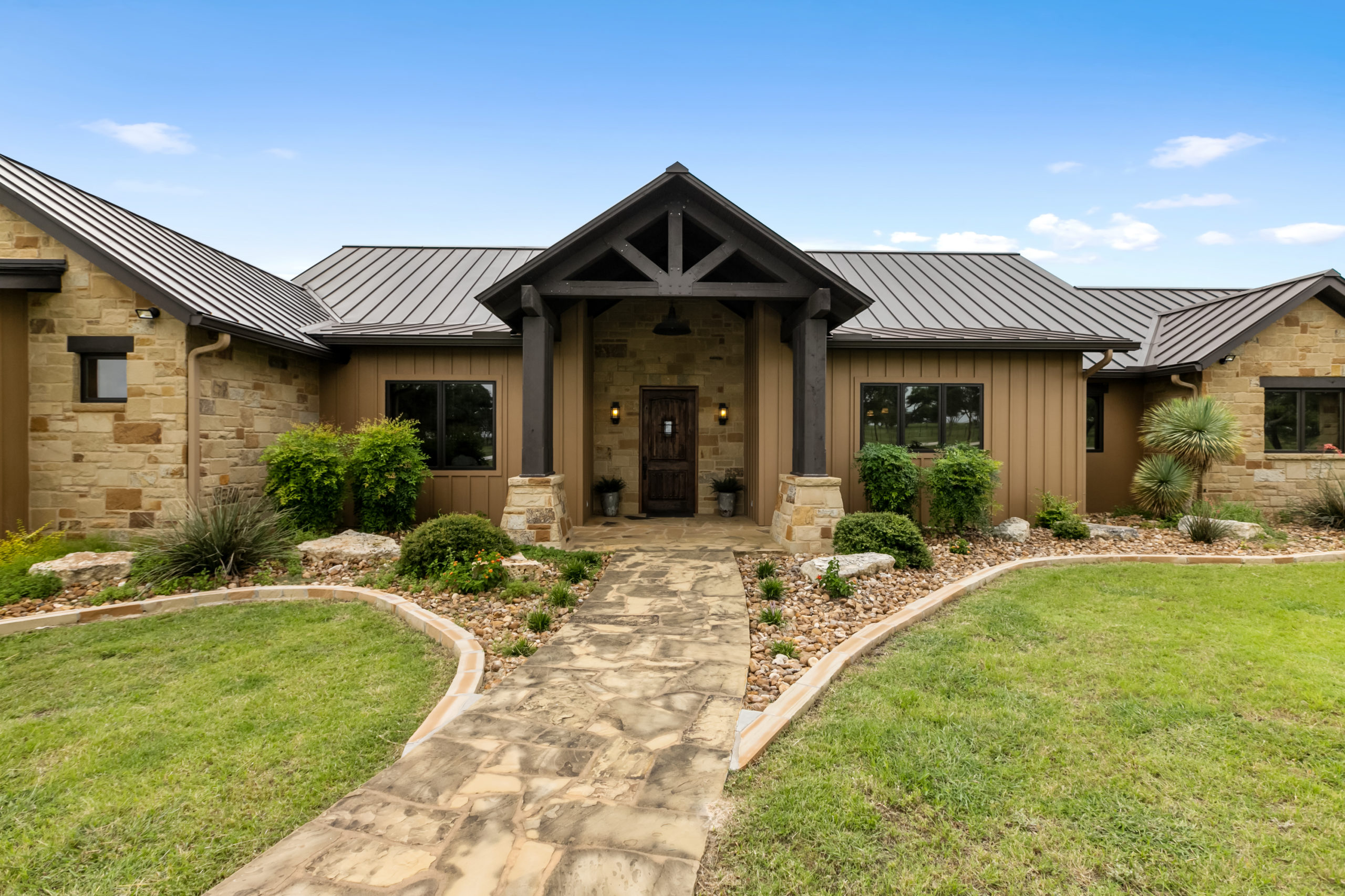 486 Last Trail Fredericksburg TX Home on Acreage